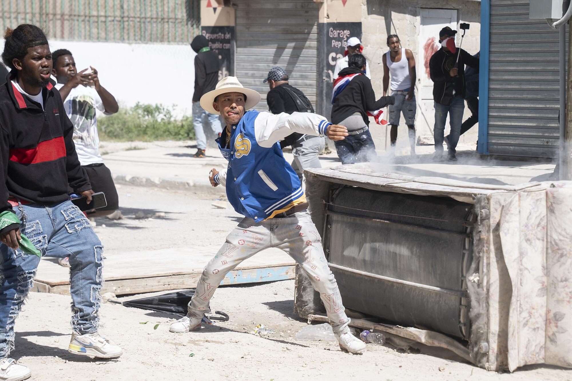 Dominicana ultras Afonso - 13